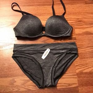 Adore Me Set